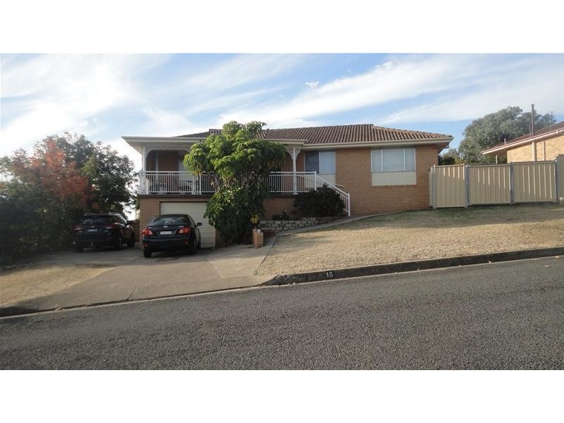 15 Arinya Street, Tamworth NSW 2340