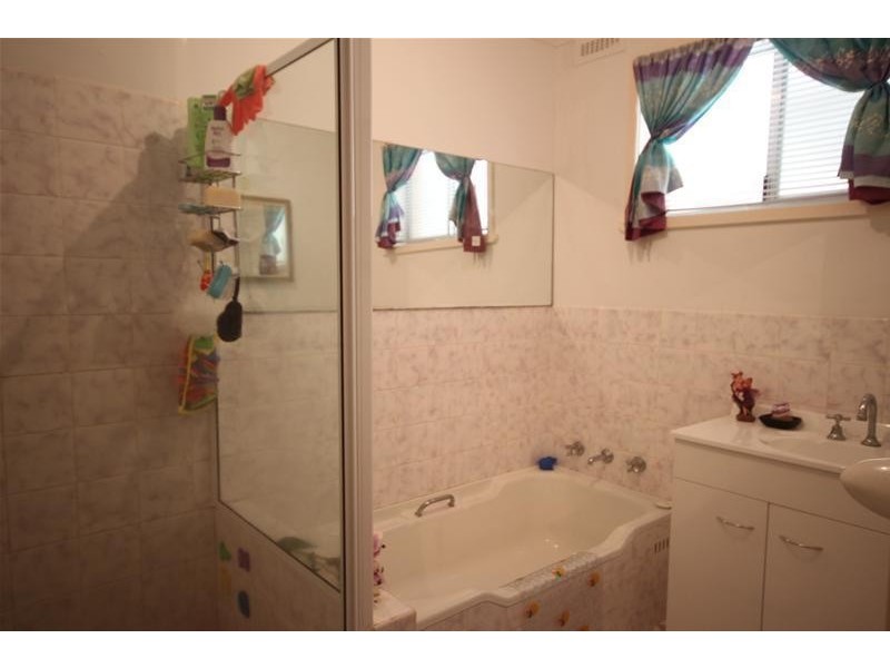 15 Arinya Street, Tamworth NSW 2340