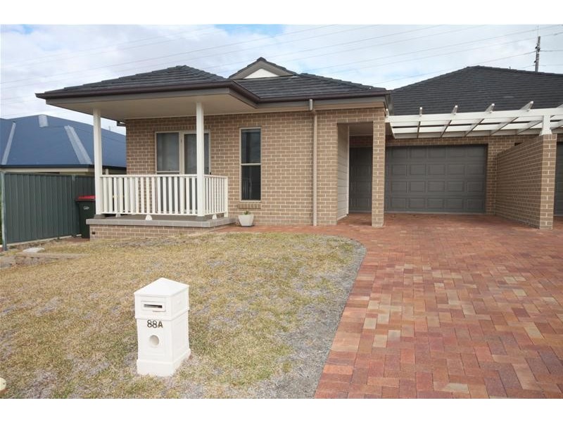 88A The Heights, Tamworth NSW 2340