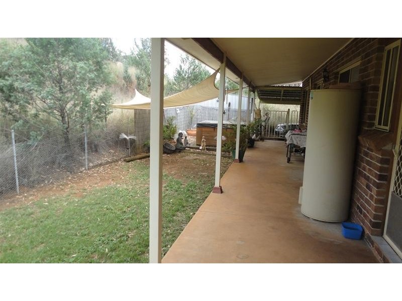 26 Brooklyn Park Road, Kootingal NSW 2352