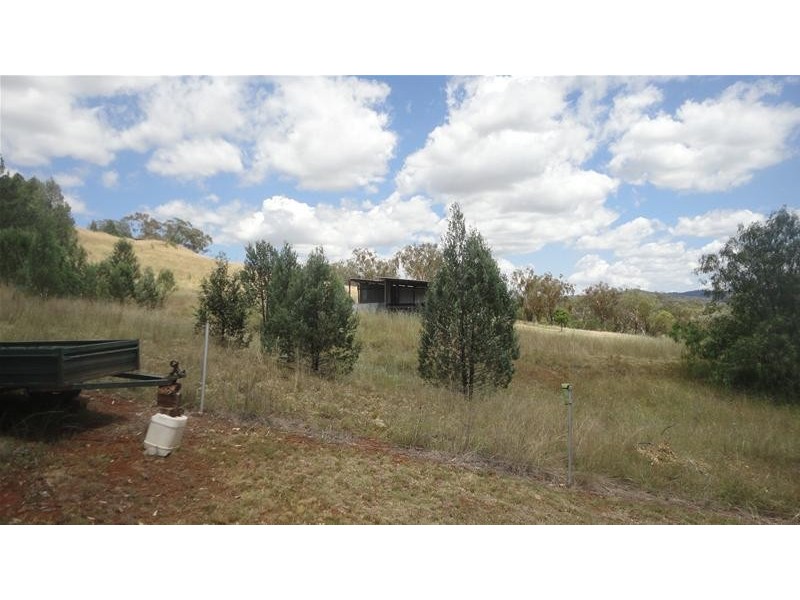 26 Brooklyn Park Road, Kootingal NSW 2352