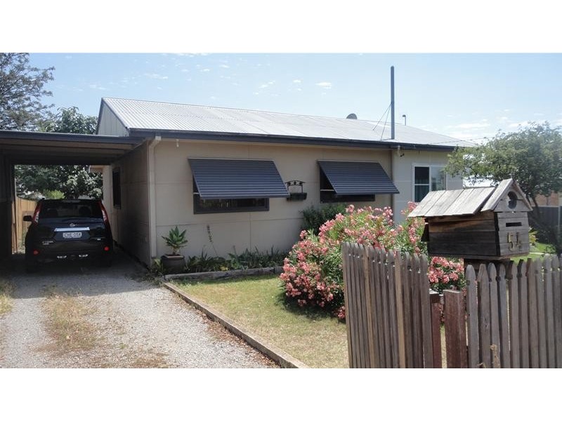 54 Wilburtree Street, Tamworth NSW 2340