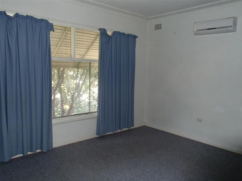 376 Armidale Road, Tamworth NSW 2340