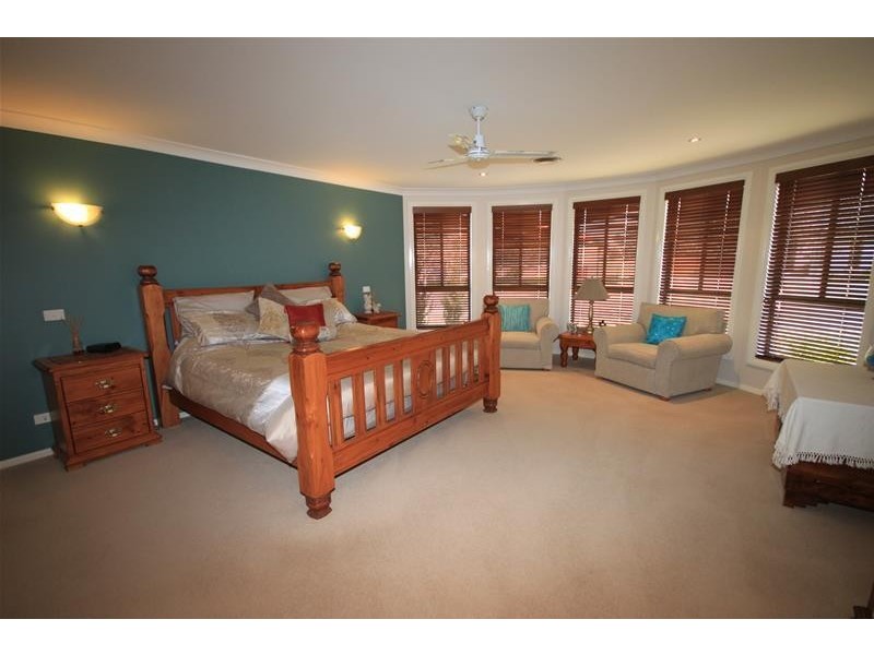 23 The Grange, Tamworth NSW 2340