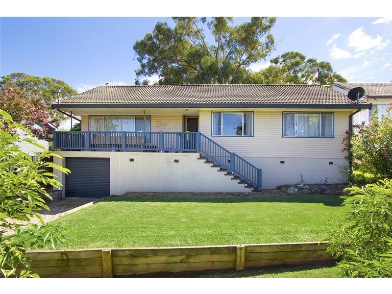 4 Rosedale Avenue, Tamworth NSW 2340