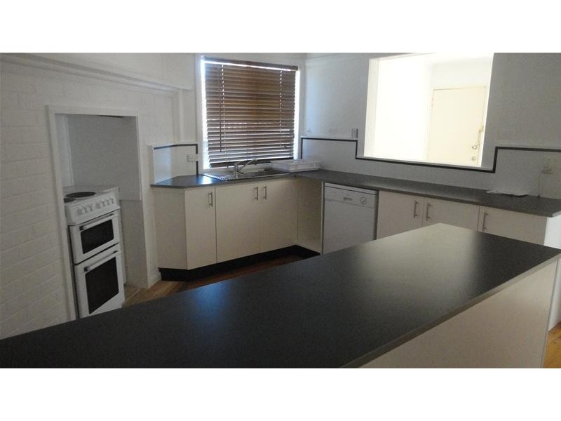 76 North Street, Tamworth NSW 2340