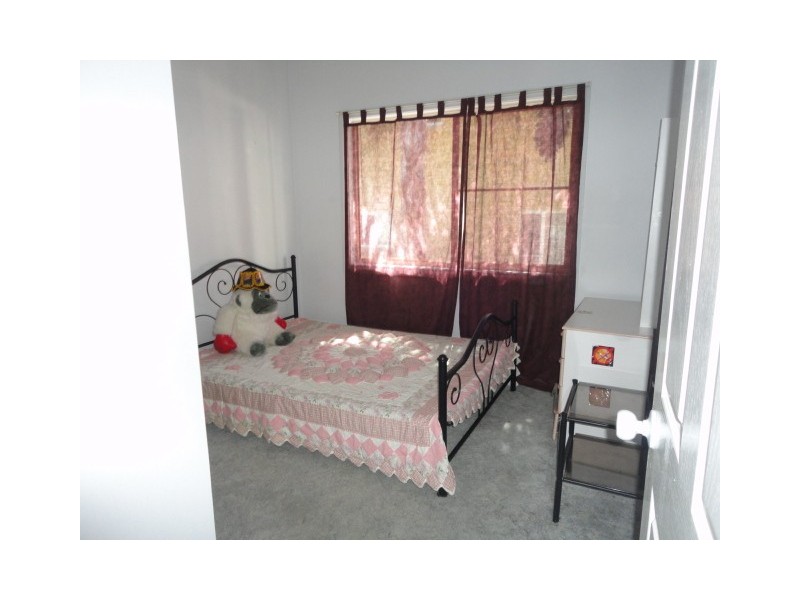 15 Chelmsford Street, Kootingal NSW 2352