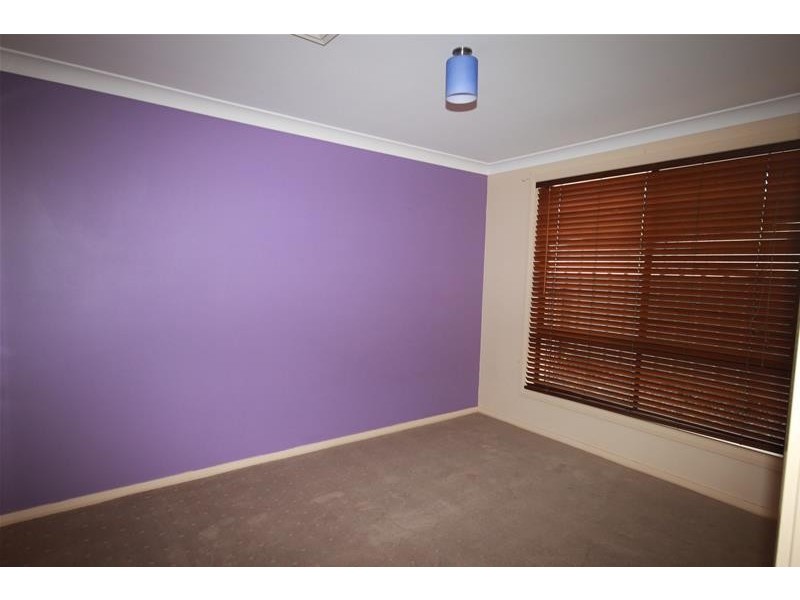 20 Falcon Drive, Tamworth NSW 2340