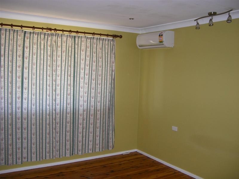 13 Robina Street, Tamworth NSW 2340