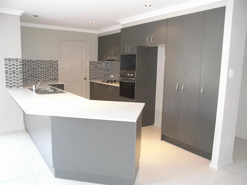 11 James Place, Tamworth NSW 2340