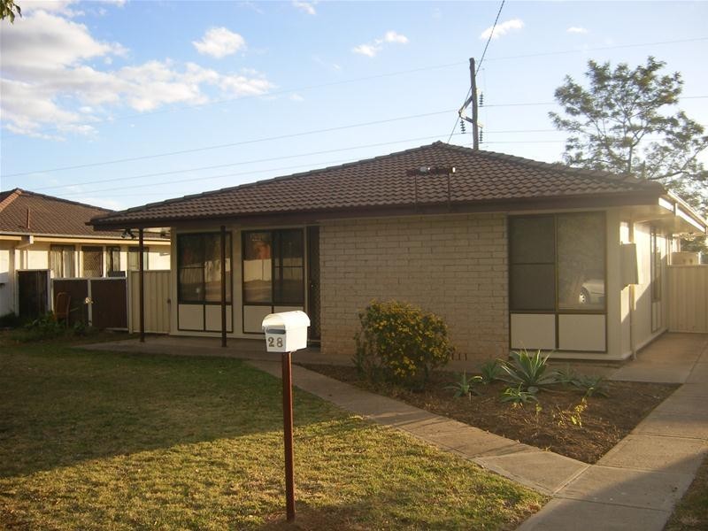 28 Sue Crescent, Tamworth NSW 2340