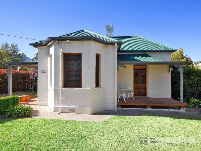 123 Brisbane Street, Tamworth NSW 2340