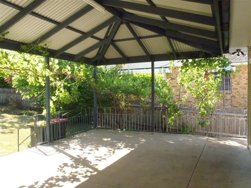 102 Rawson Avenue, Tamworth NSW 2340