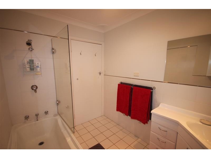 15 Chelmsford Street, Tamworth NSW 2340