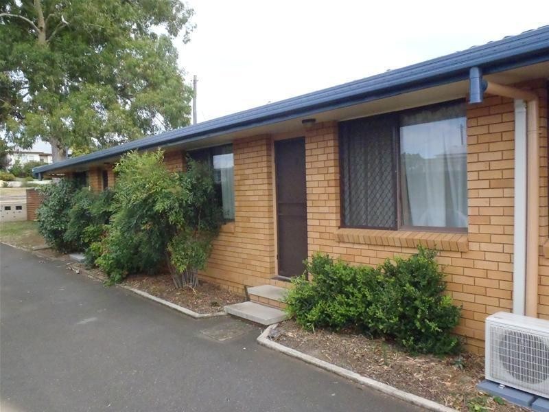 2/162 Goonoo Goonoo Road, Tamworth NSW 2340