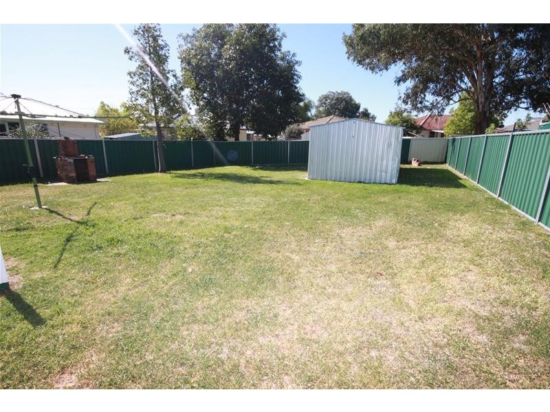 100 Petra Avenue, Tamworth NSW 2340