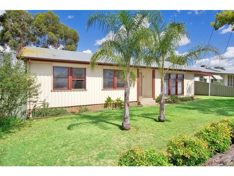 1 Cobley Avenue, Tamworth NSW 2340