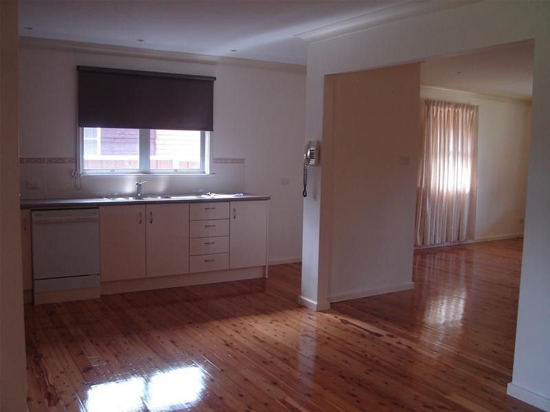 16 Kurrawan Street, Tamworth NSW 2340