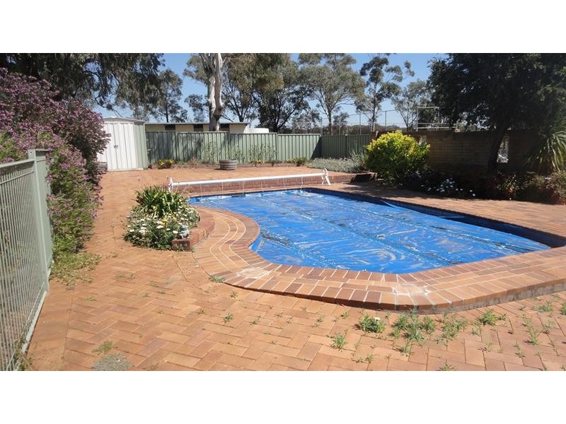 225 Forest Road, Tamworth NSW 2340