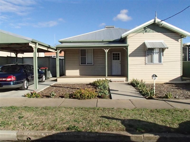 11 In Street, Tamworth NSW 2340