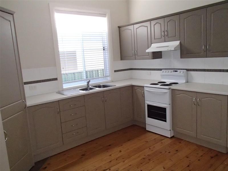 11 In Street, Tamworth NSW 2340