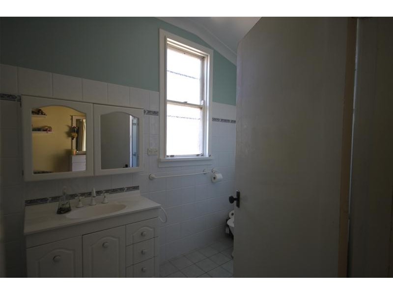 1 Swan Street, Tamworth NSW 2340