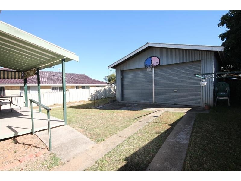 1 Swan Street, Tamworth NSW 2340