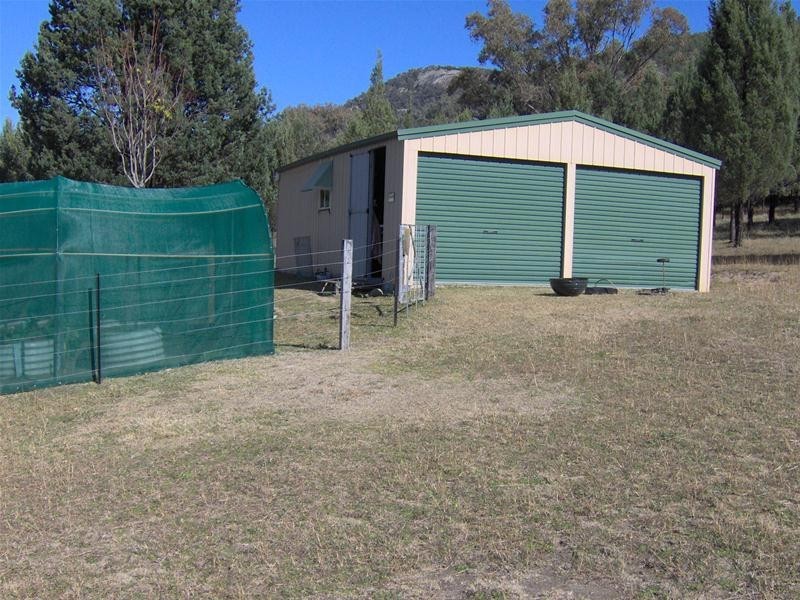 25 Loi Lane, Tamworth NSW 2340