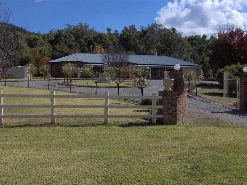 25 Loi Lane, Tamworth NSW 2340