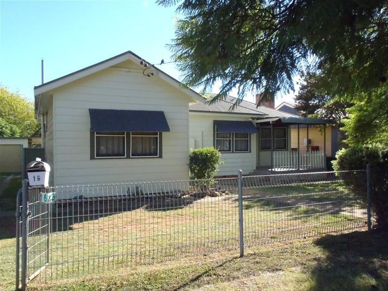 16 Susanne Street, Tamworth NSW 2340