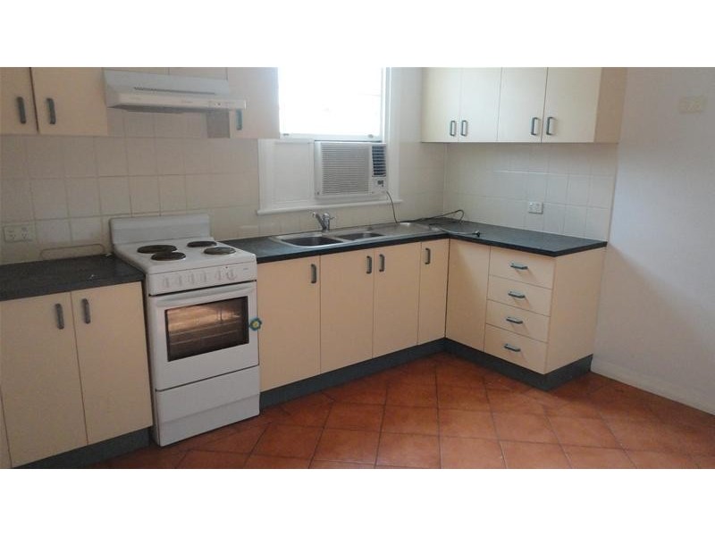 27 Hyman Street, Tamworth NSW 2340