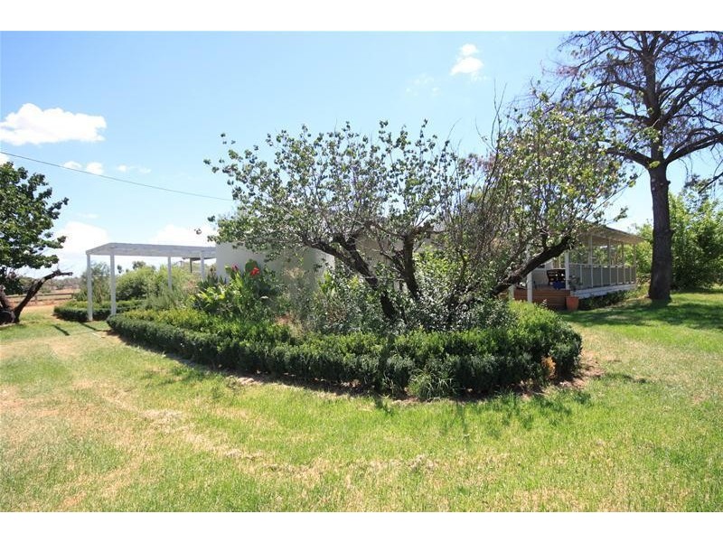 32 Sandy Road, Tamworth NSW 2340