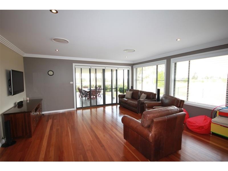 5 The Heights, Tamworth NSW 2340