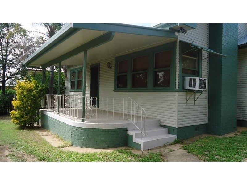 95 Robert Street, Tamworth NSW 2340