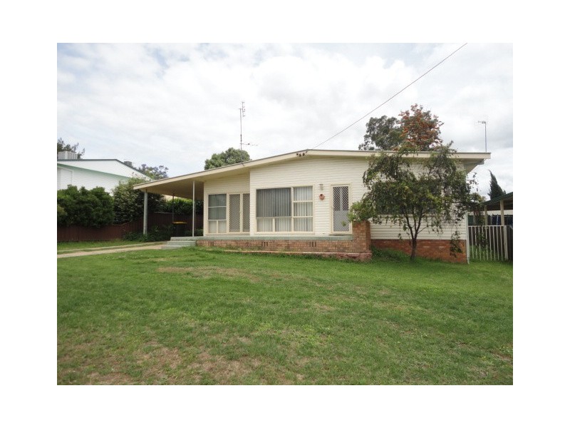 56 Croydon Avenue, Tamworth NSW 2340