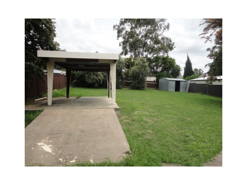 56 Croydon Avenue, Tamworth NSW 2340