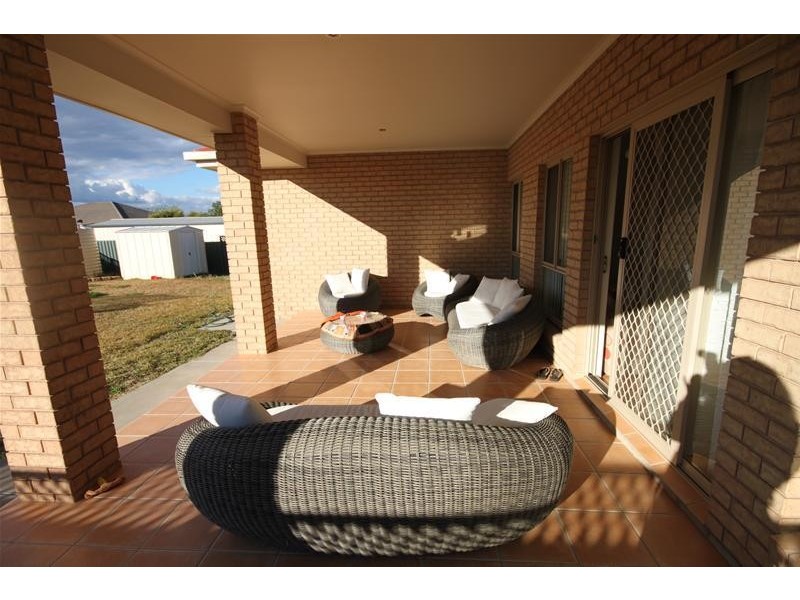 30 The Heights, Tamworth NSW 2340