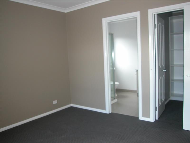 5B Corvi Court, Lara VIC 3212