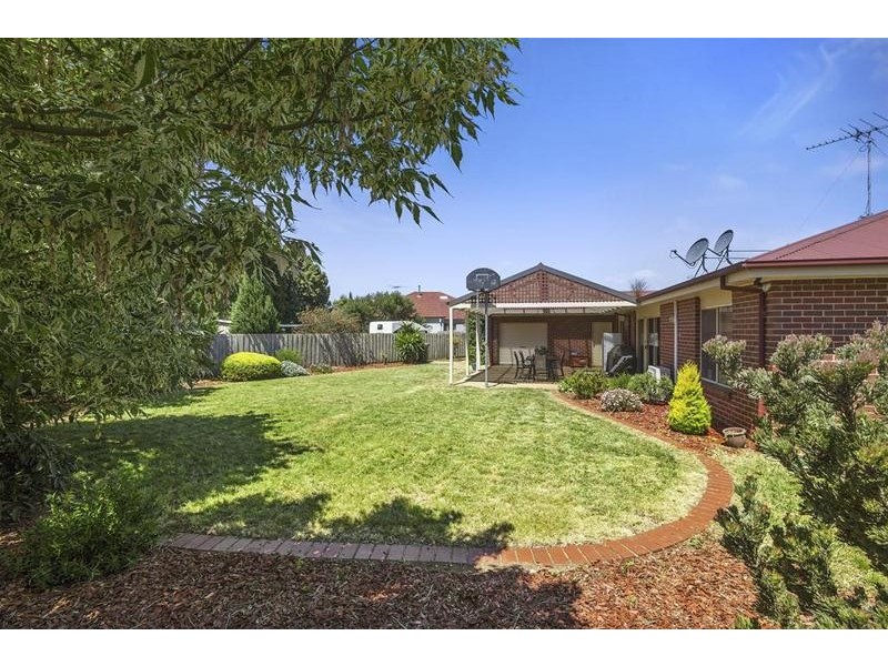 5 Reliance Avenue, Lara VIC 3212