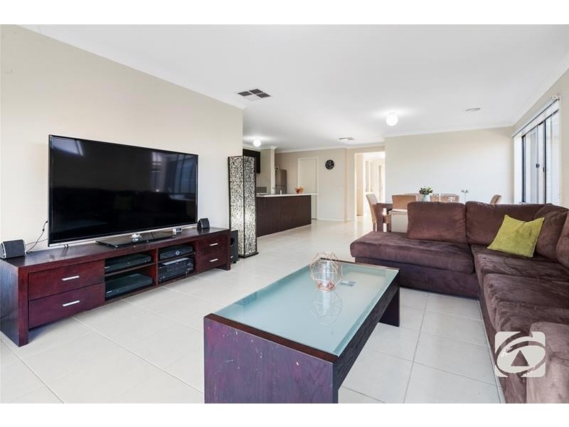 17 Moorhen Drive, Lara VIC 3212