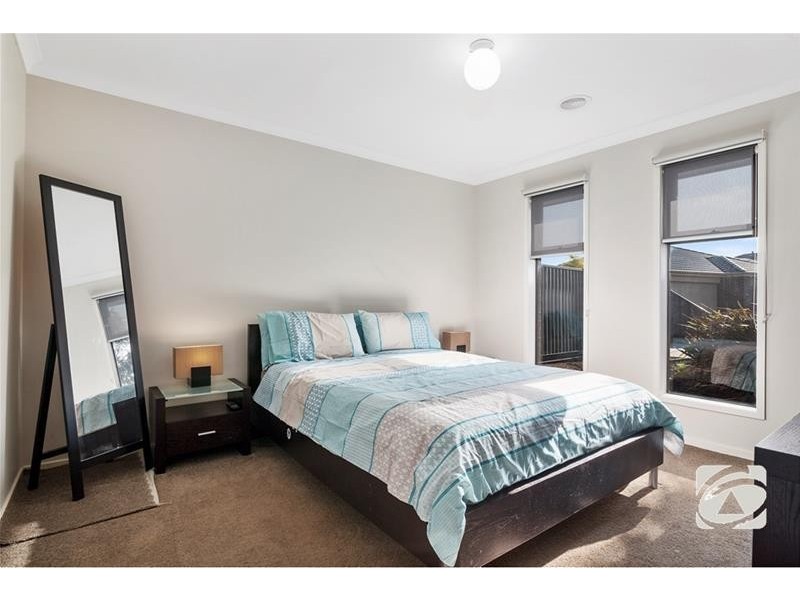 17 Moorhen Drive, Lara VIC 3212