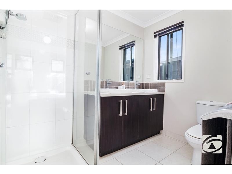 17 Moorhen Drive, Lara VIC 3212