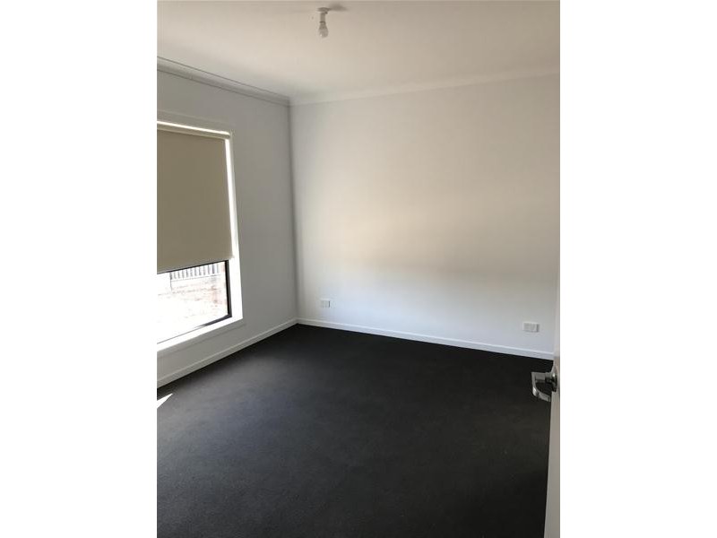 37 Quail Drive, Lara VIC 3212