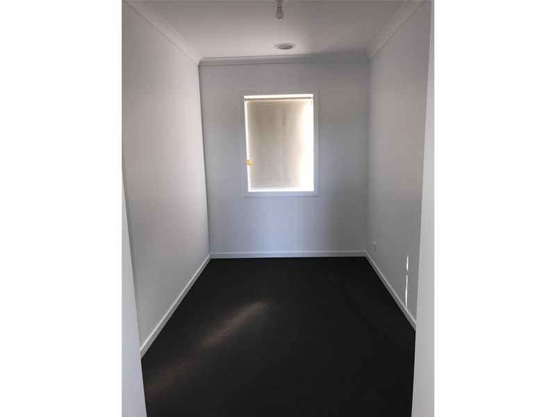 37 Quail Drive, Lara VIC 3212