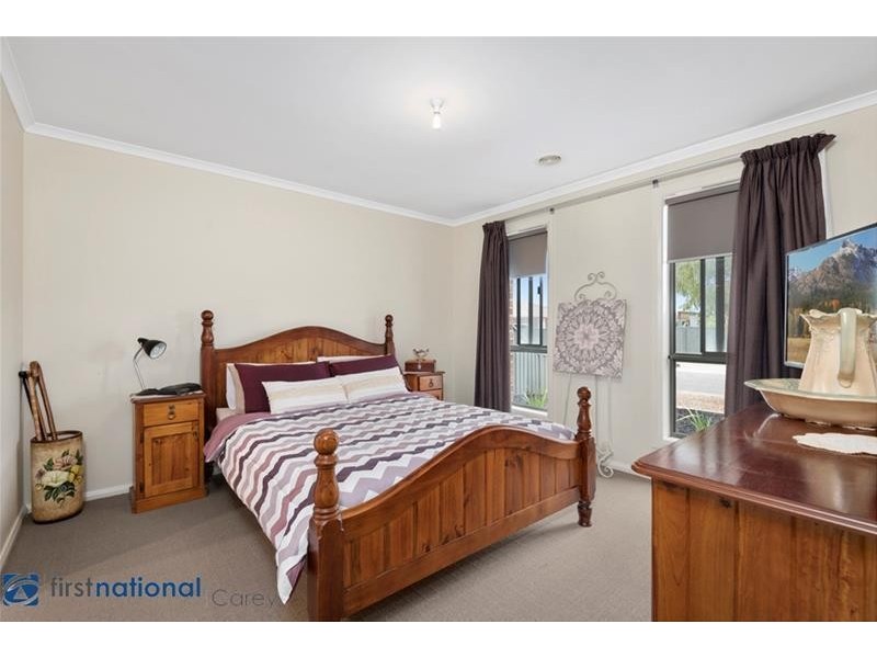 8 Barnong Way, Lara VIC 3212