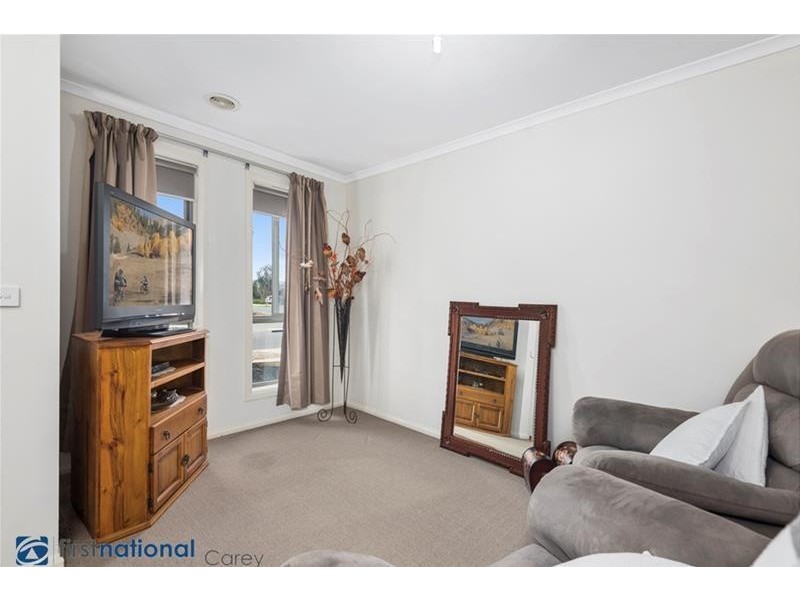 8 Barnong Way, Lara VIC 3212