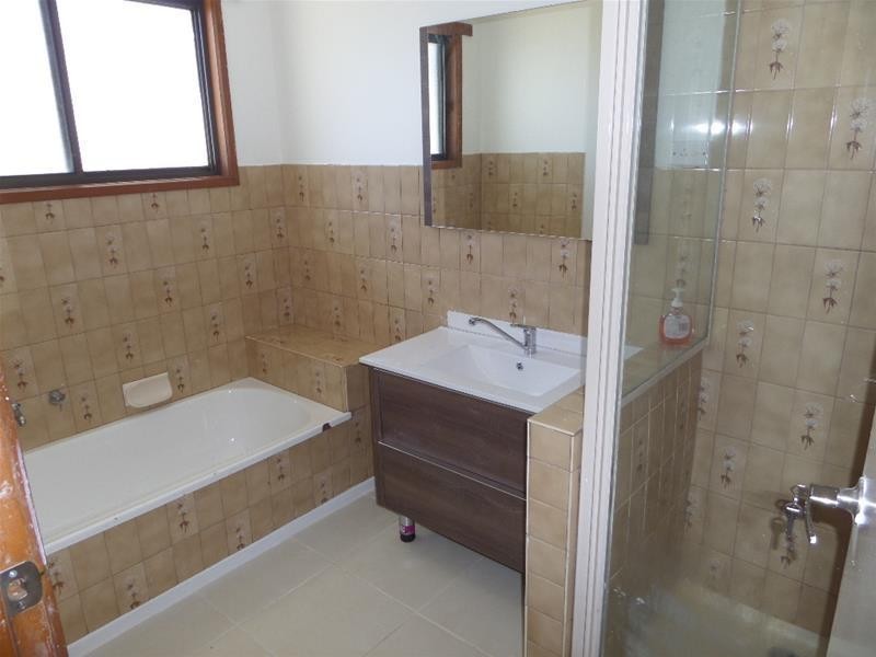 40 Winstanley Road, Avalon VIC 3212