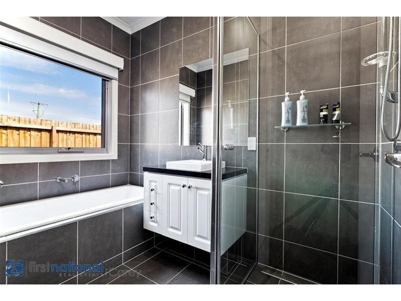 3 Merger Court, Lara VIC 3212