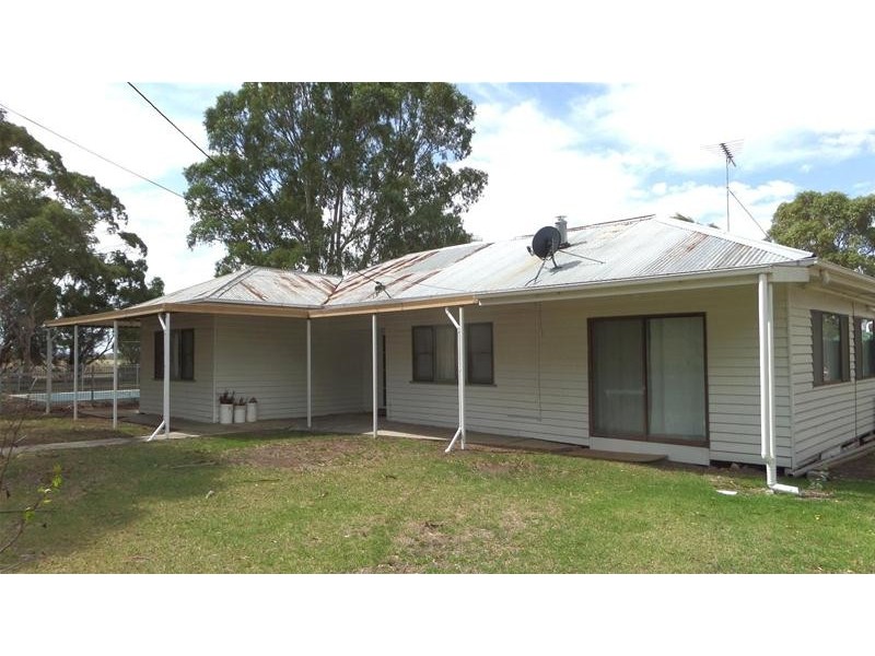 300 Staughton Vale Road, Balliang VIC 3340