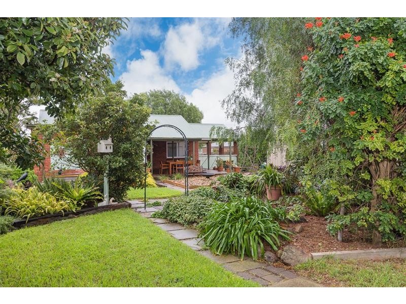 60 Curletts Road, Lara VIC 3212